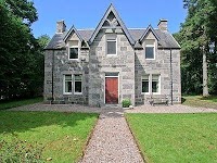 Einich, Newtonmore   House in the Highlands 1223971 Image 0